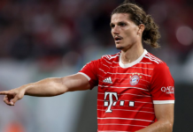 Agent Marcela Sabitzera ostrzega Manchester United