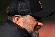 Liverpool jest gotowy sprzedać defensywny duet, aby sfinansować ofensywne lato