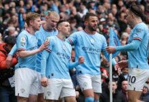 Piłkarz Manchesteru City obnażał się nocą na oczach ludzi