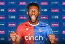 Trafia do rywala po 184 meczach w koszulce Bournemouth