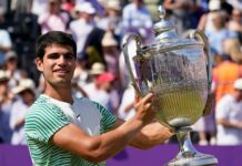 Carlos Alcaraz podnosi się po Roland Garros i wygrywa turniej w Queens