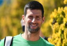 Novak Djokovic pokonuje Pedro Cachina, aby rozpocząć walkę o ósmy tytuł Wimbledonu