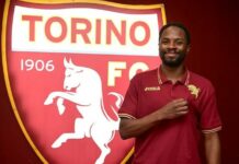 Pomocnik Adrien Tameze zamienił Weronę na Turyn