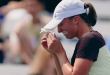 Iga Świątek trenuje z zaklejonymi ustami. Oto powód