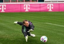 Neuer powraca na boisko