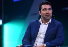 Deco chce jeszcze jeden letni transfer po odejściu Inigo Martineza