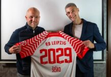 Pomimo zainteresowania czołowych drużyn, gwiazda RB Lipsk przedłużyła kontrakt z klubem