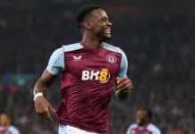 Rozchwytywany napastnik Aston Villi może trafić do Chelsea