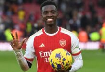 Transfer napastnika Arsenalu do Nottingham nie doszedł do skutku