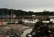 Klub piłkarski zdewastowany przez powódź otrzymał tajemniczą darowiznę