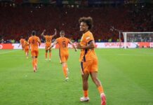 Zadzwonił do Joshuy Zirkzee, który dołączył do Manchesteru United latem na kluczowe spotkanie