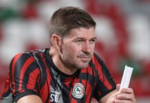 Na krótko przed powrotem Stevena Gerrarda na wyspę piłek