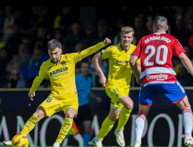 Alex-Baena.jpg