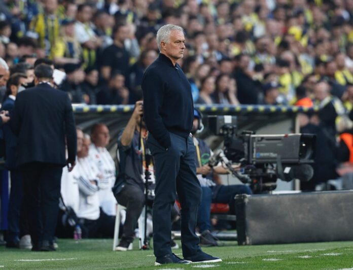 Jose-Mourinho-sur.jpg