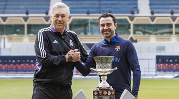 Xavi i Carlo Ancelotti