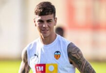 Duże zainteresowanie zawodnikiem Aston Villi