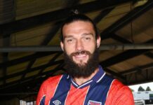 Andy Carroll, piłkarz, o którym kibice Liverpoolu i Christian Eriksen starają się zapomnieć, wraca do Anglii na „Wrexham adventures”