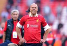 W szaleństwie wartym miliardy dolarów wszyscy gonią Liverpool