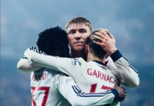 Rasmus Højlund naciska hamulce