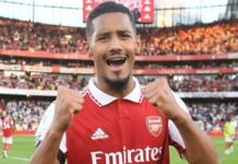 Przedstawiciele Realu Madryt obserwowali Salibę z trybun