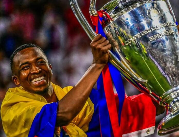Willian-Pacho.jpg