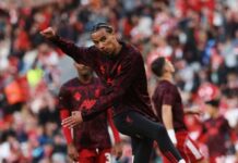 Pierwszy napastnik Liverpoolu uwielbia Alexandra Isaka rywalizującego o miejsce w składzie