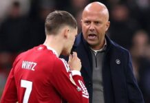 „Daj mu trochę czasu!”, mówi Arne Slot o swoim zawodniku