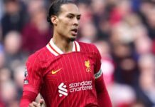 Virgil van Dijk odrzuca „leniwą krytykę” Rooneya