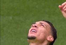 Porównanie klapy United Antony’ego z Ronaldo i Neymarem