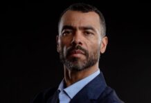 Sensacja w Serie B. Ashley Cole obejmuje pierwszy seniorski zespół