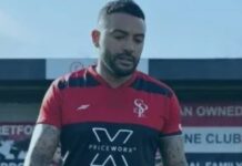 Zwycięzca Premier League wrócił z emerytury