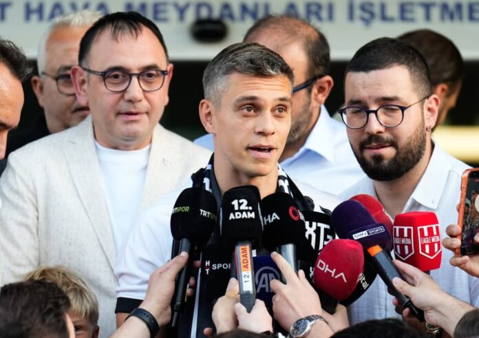 Leandro-Trossard-.jpg