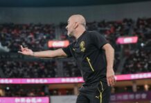 Manchester City zamierza pozyskać dwa duże transfery od rywali z Premier League przed zamknięciem letniego okna