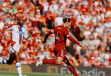Giant daje sygnał kapitanowi Liverpoolu, że ma opcje